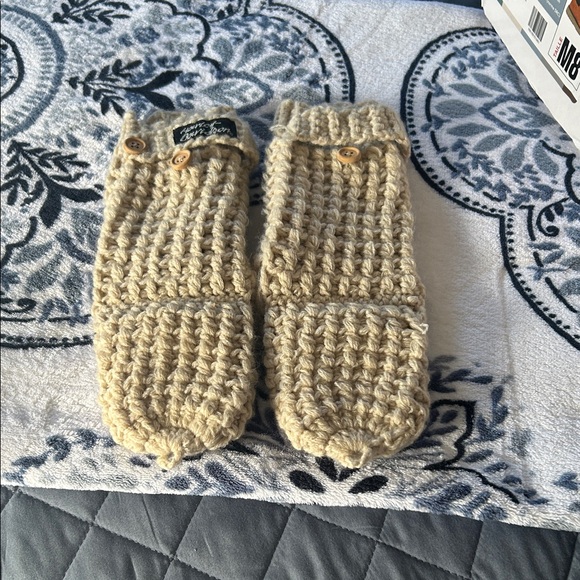 Harley Davidson Women’s Chunky Knit Flip-top Fingerless Mittens. - Picture 3 of 3